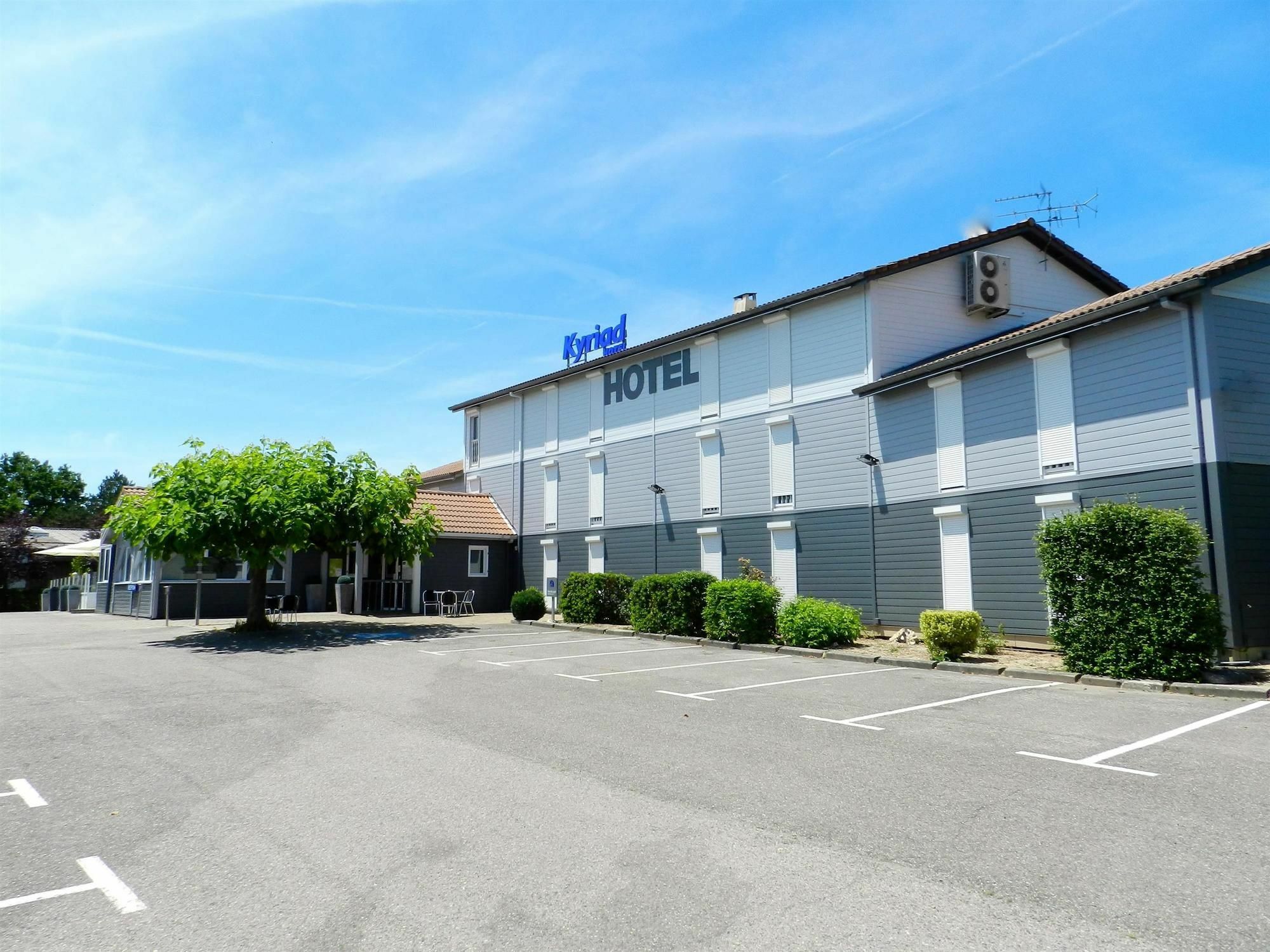 基里亚德酒店 蒙托邦 外观 照片